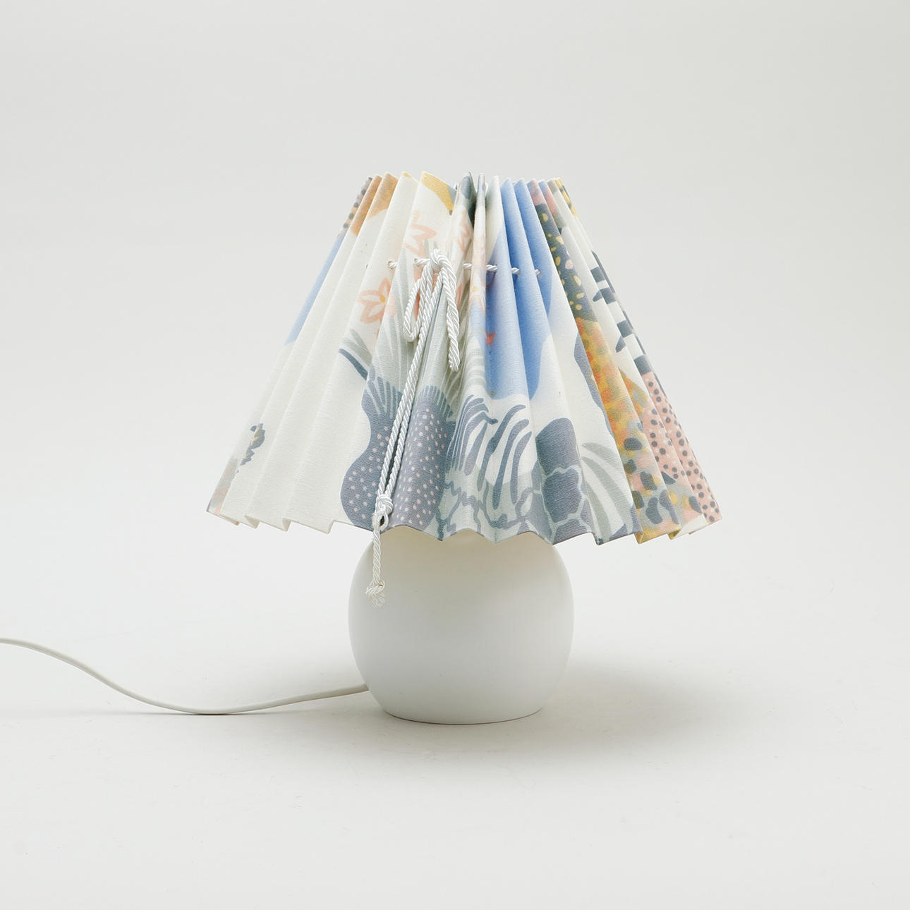 TISCHLAMPE, Modell 2575, Schwedenblech.