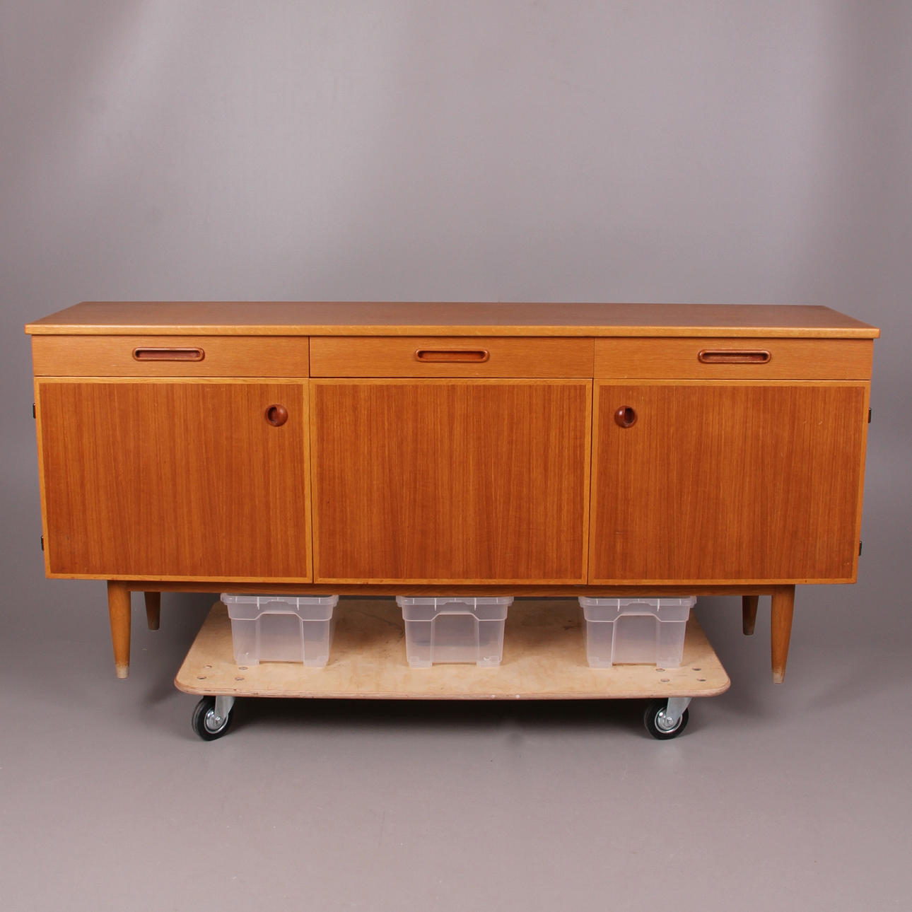 SIEBOARD, teak, 1900-talets mitt.