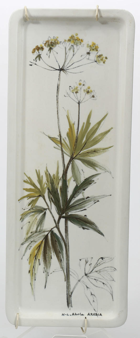 VÄGGPLATTA, stengods, Arabia, signerad H-L Ahola.