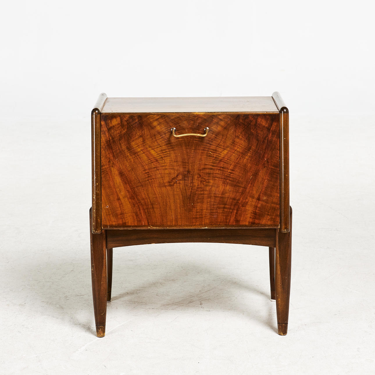 TELEPHONE TABLE, 1920s/30s, stained birch.