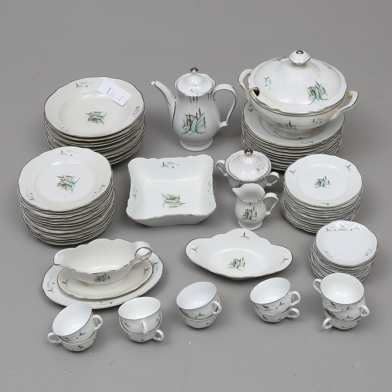 MAT och KAFFESERVIS, ca 75 delar, Knut Jonson, Linköping.