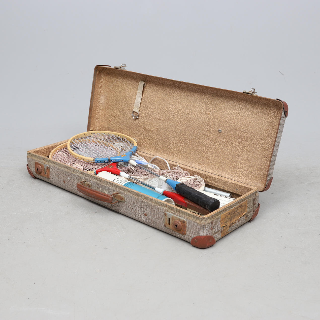 BADMINTONSET, med väska, 1900-tal.
