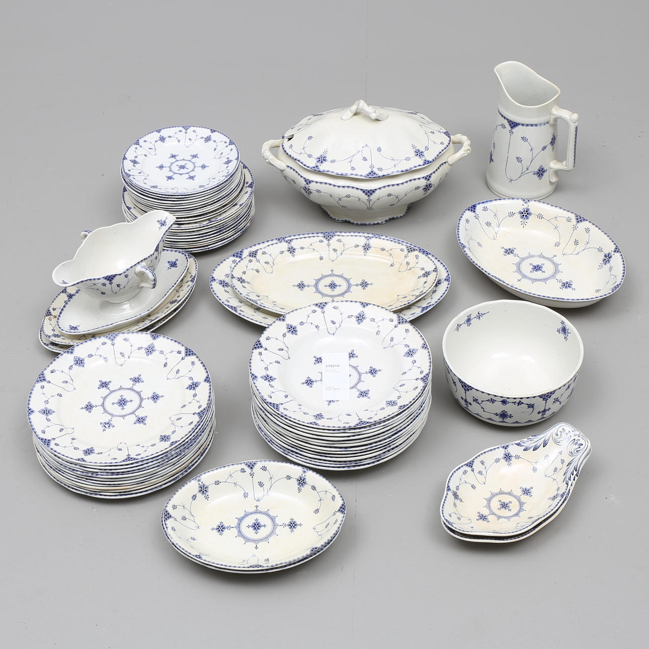 MATSERVIS, ca 60 delar, "Strå" Göteborg.