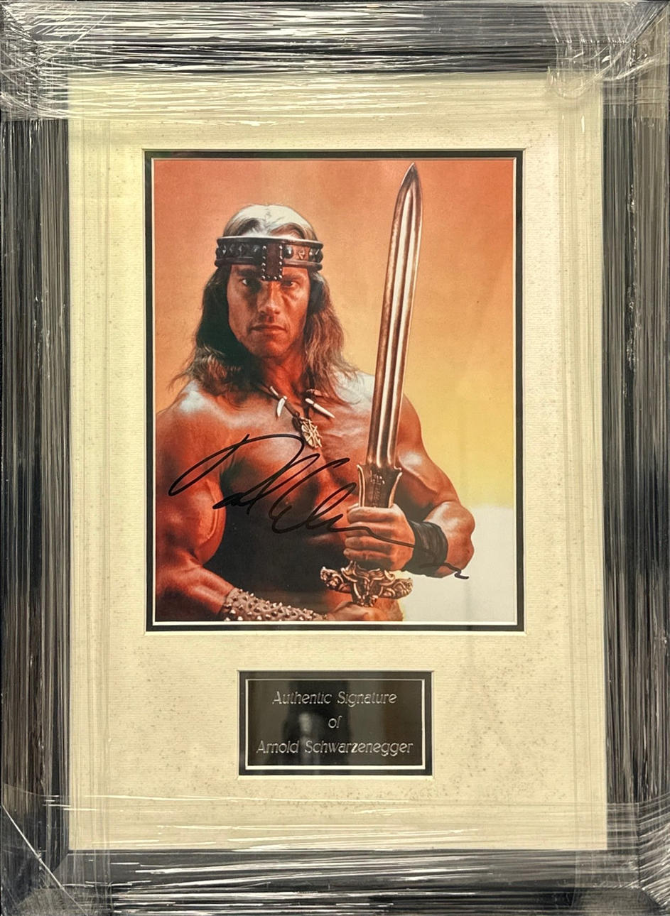 ARNOLD SCHWARZENEGGER AUTOGRAPH.