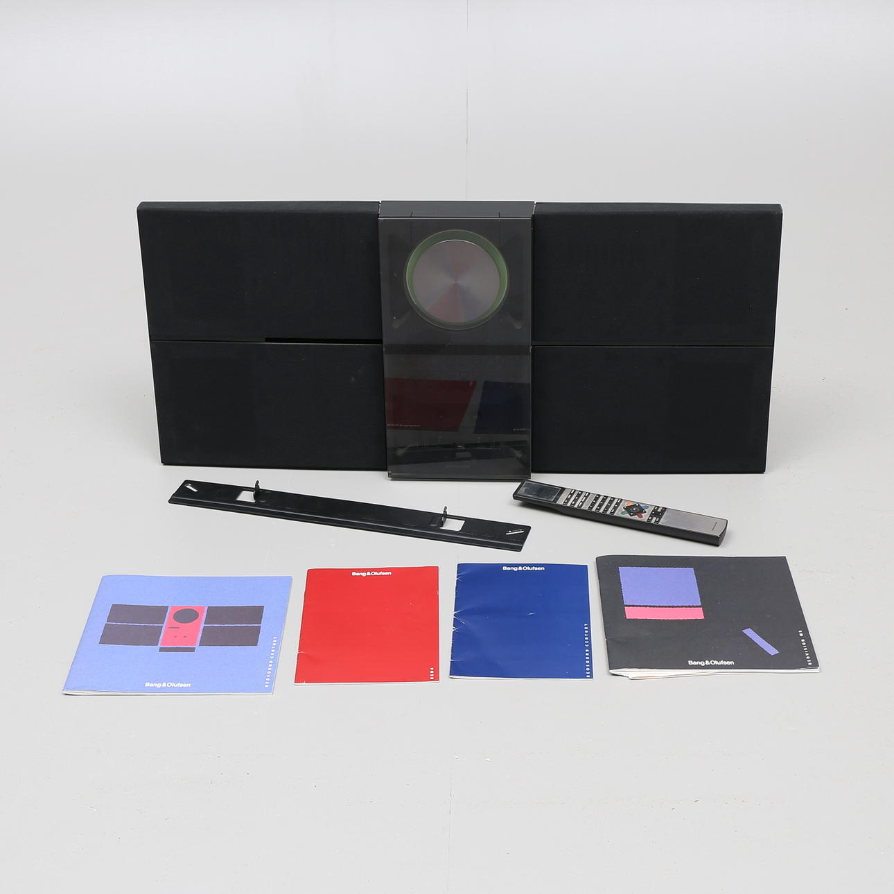 VÄGGSTEREO, Bang & Olufsen, Beosound Century.