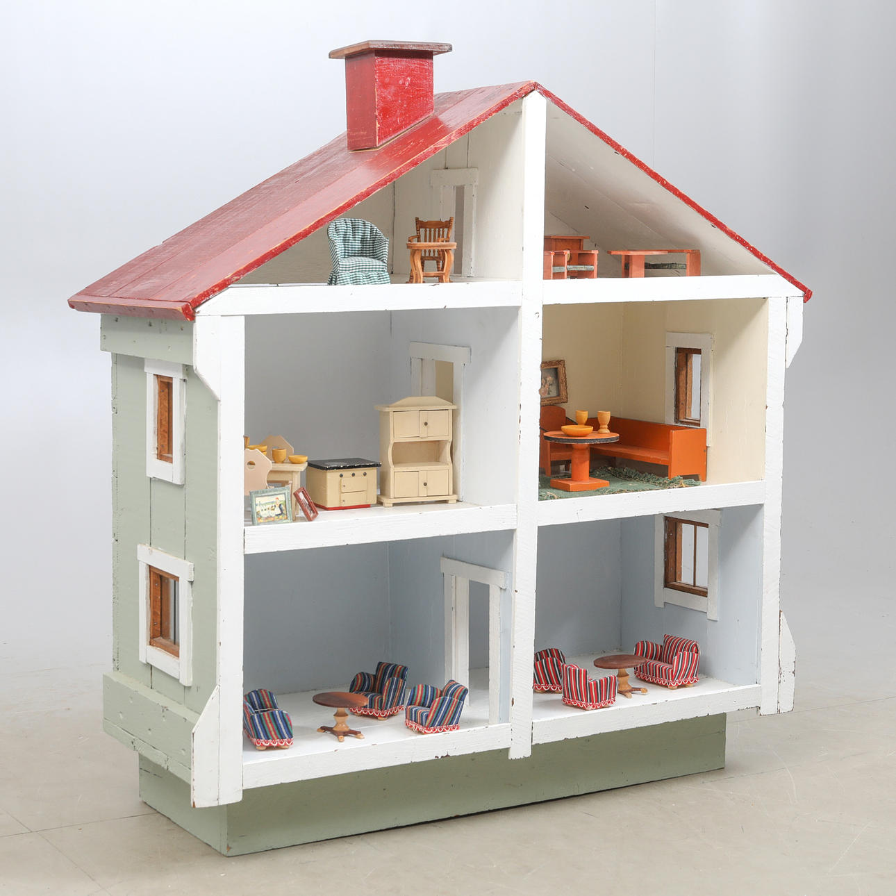 DOCKSKÅP, hemmagjort med diverse möbler.