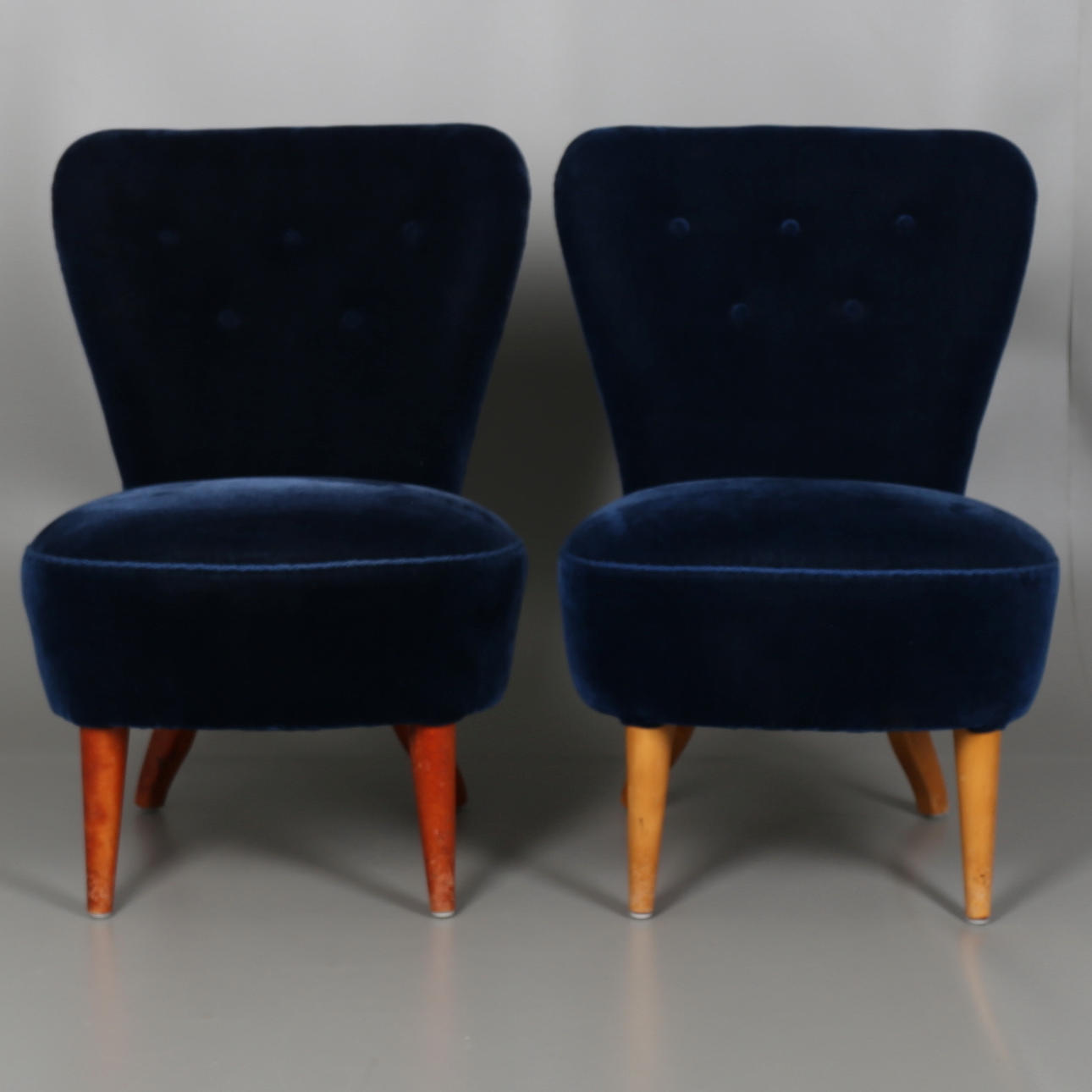 EMMA-FÅTÖLJER, 1 par, Sverige, 1900-talets första hälft.