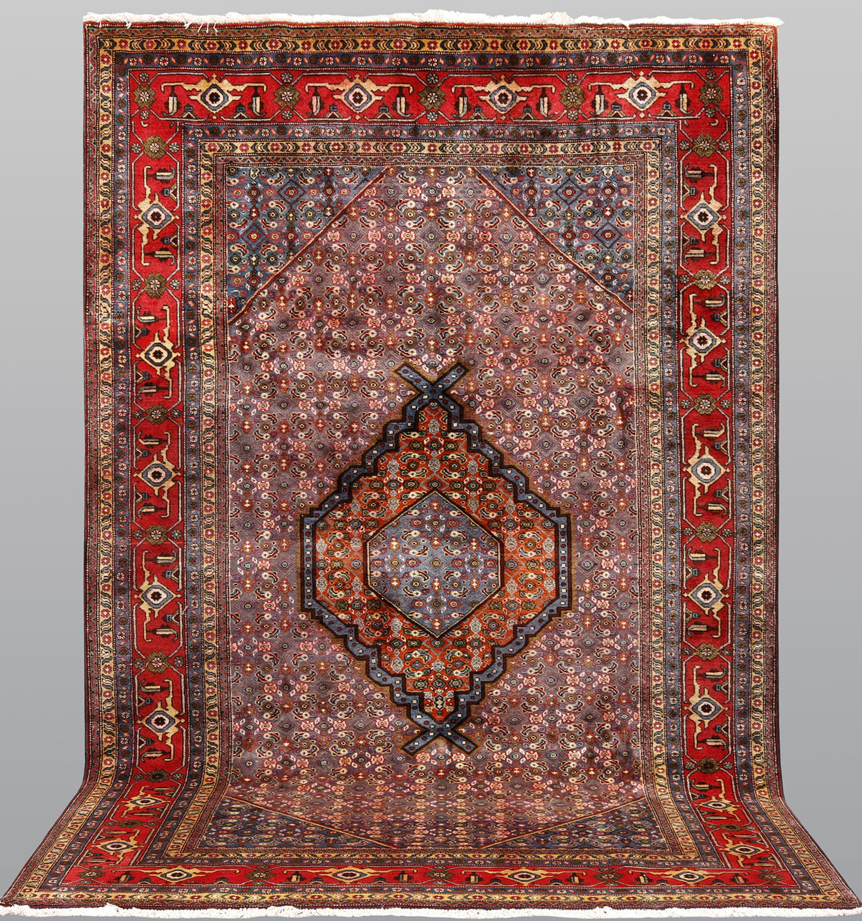 ALFOMBRA ORIENTAL. Anudado a mano, aproximadamente 310 x 195 cm.