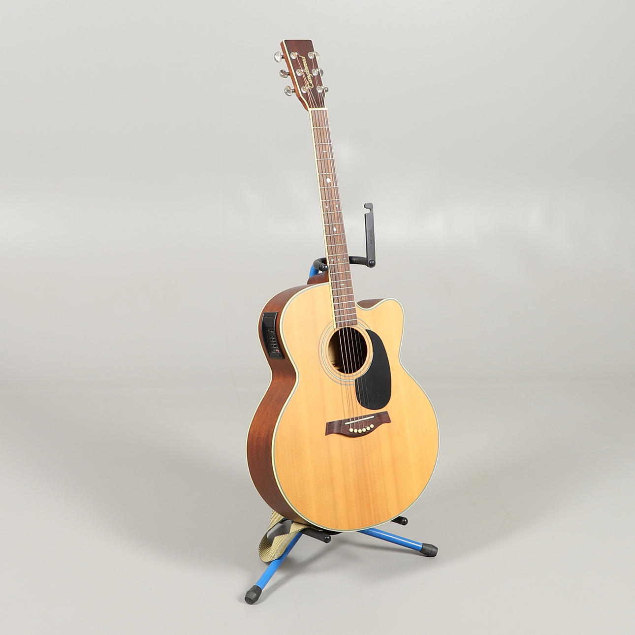 TANGLEWOOD GUITAR COMPANY - SEMI AKUSTISK GITARR.