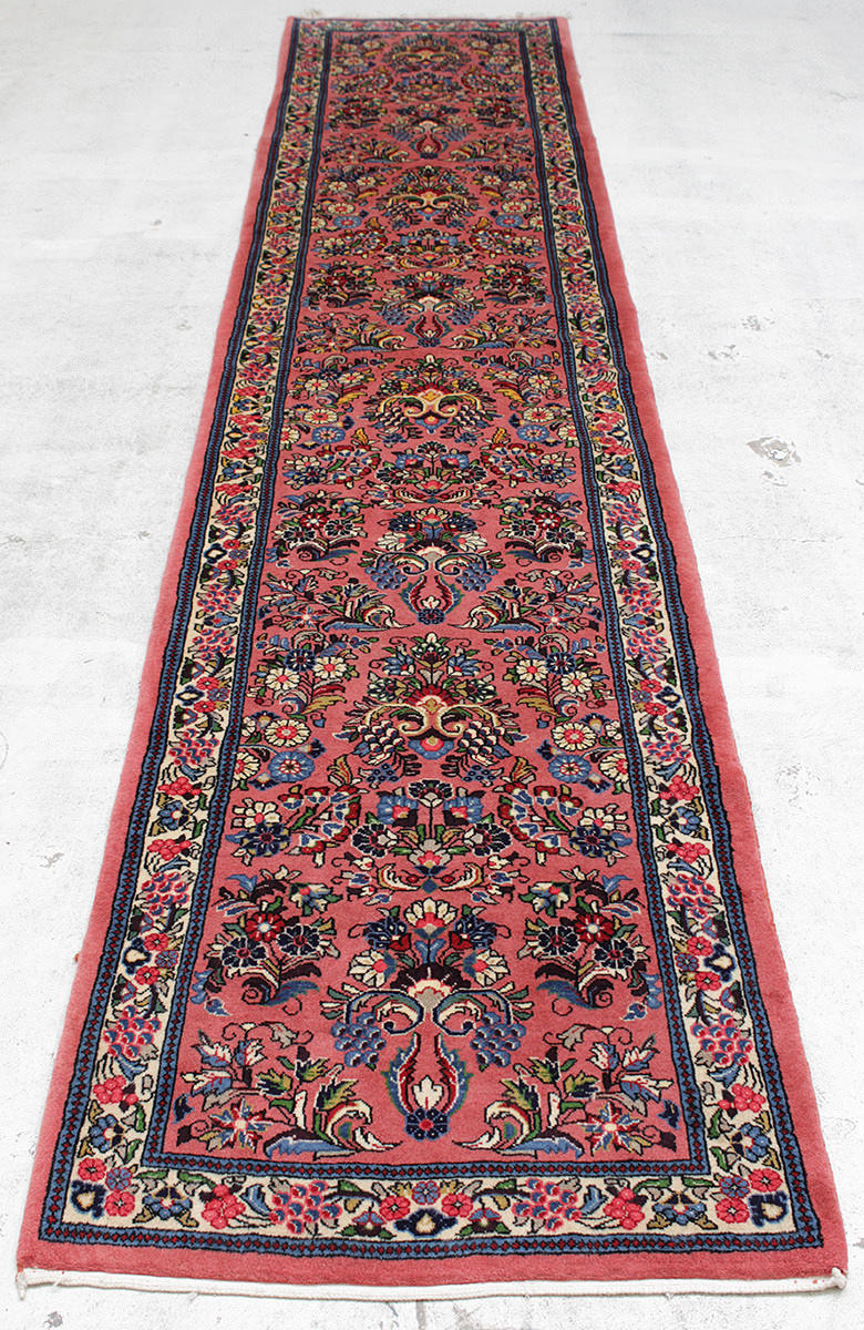 MATTA, Persisk, Saruk, gallerimodell, 400 x 82 cm.