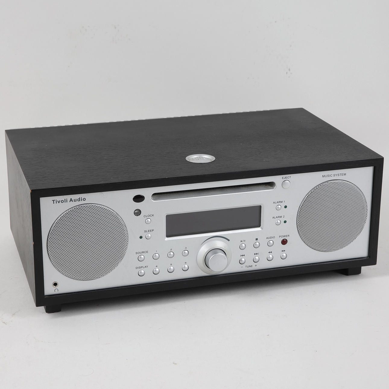 STEREO/MUSIC SYSTEM, Tivoli audio, Tom Devesto.