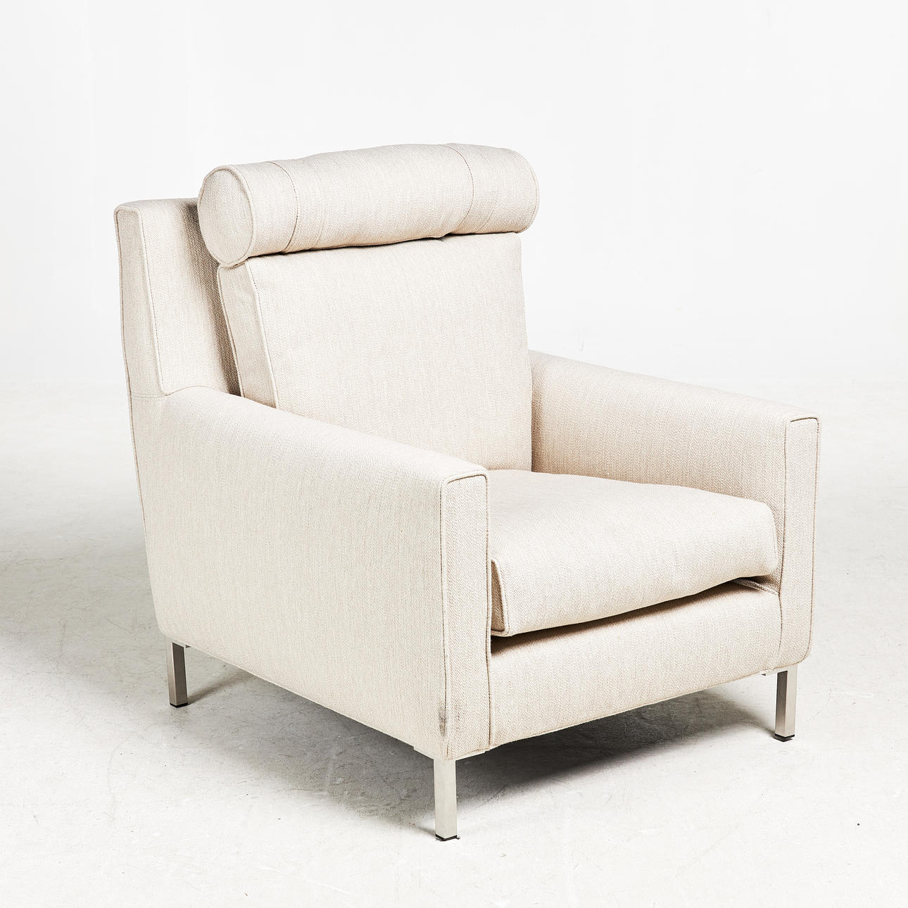 JENS JUUL EILERSEN. LÆNESTOL, "Streamline" høj model, til Eilersen, let tekstil.