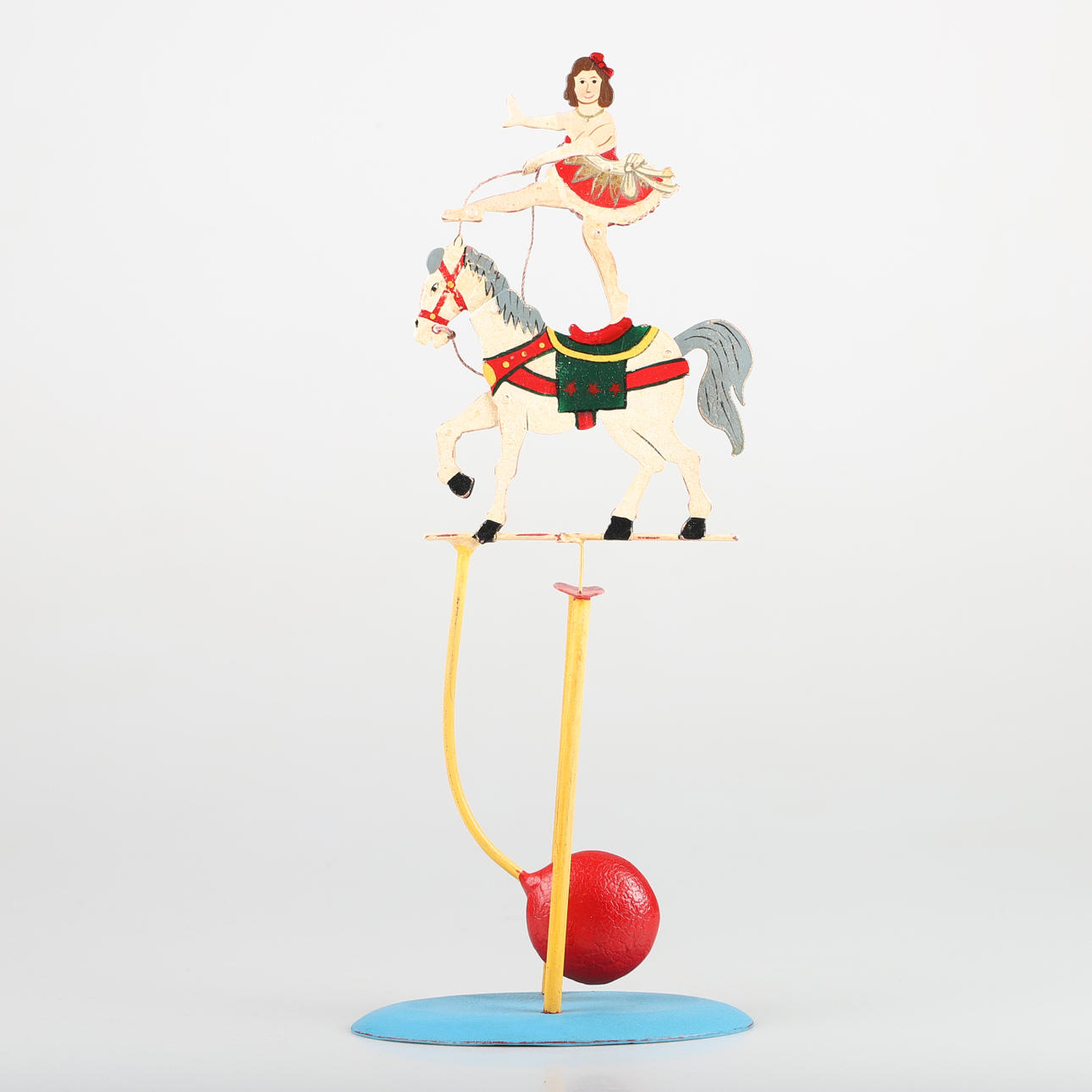 BALANSLEKSAK, målad metall, 2000-tal.