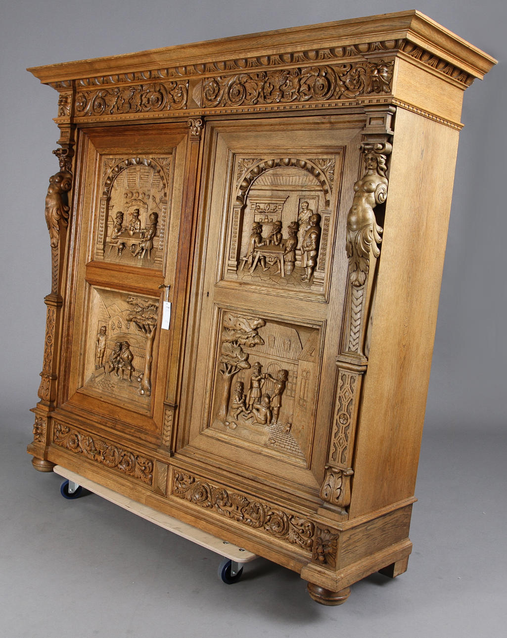 MATSALSSKÅP, barockstil, 1900-tal.