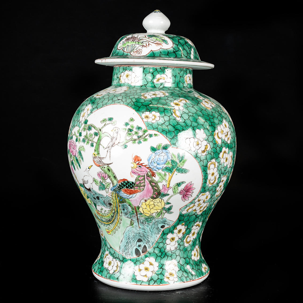 URNA, med lock, porslin, Kina.