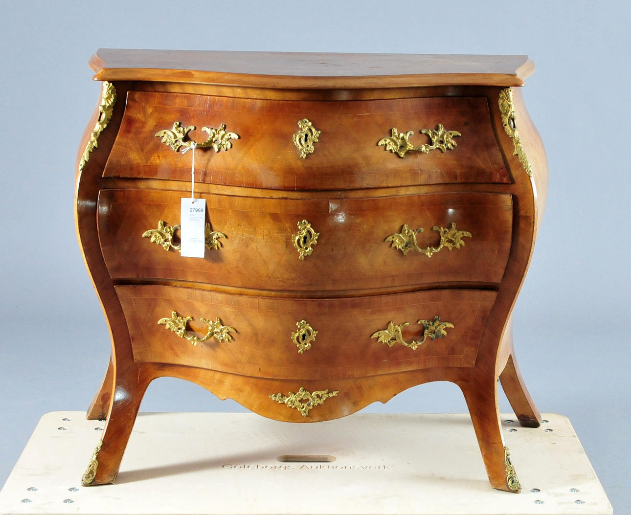 BYRÅ, rokokostil, 1900-talets början.