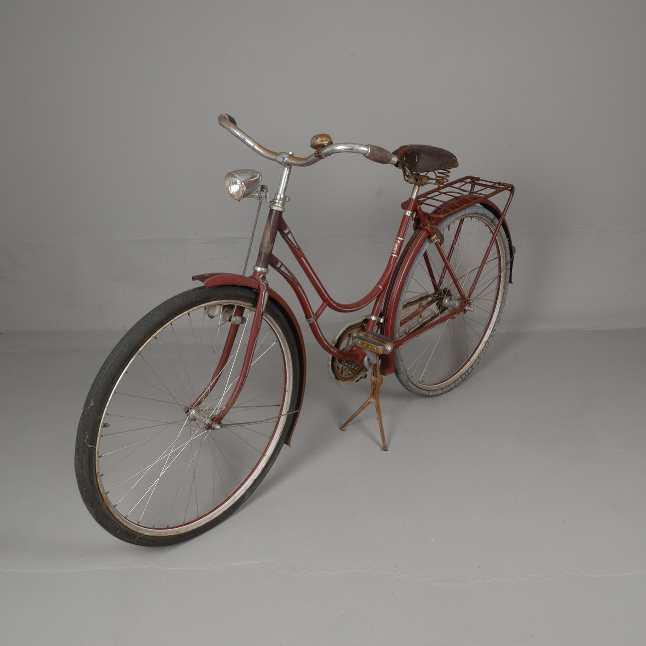 DAMCYKEL. Monark, 1900-talets mitt.