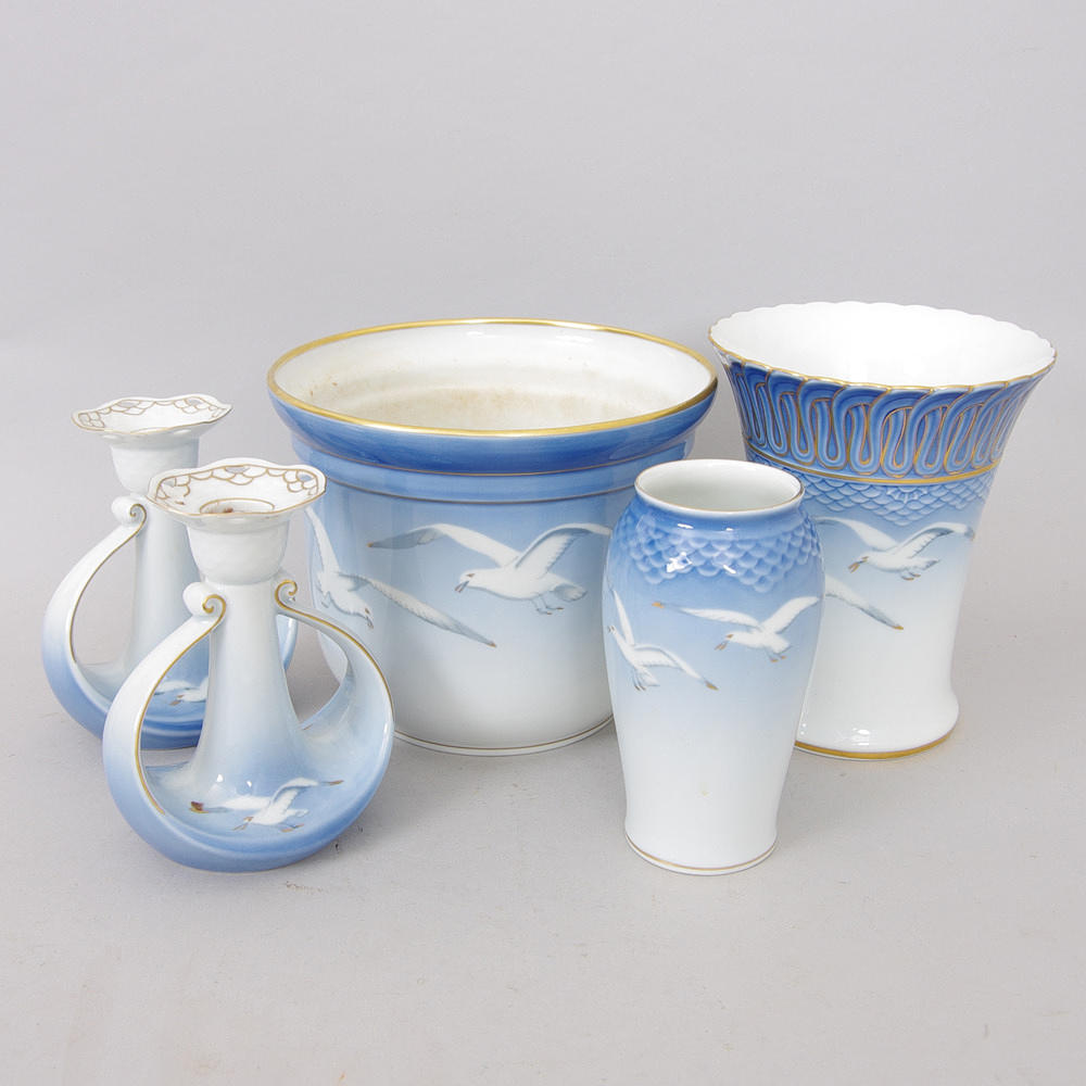 SERVISDELAR, "Måsen", Bing & Gröndal.