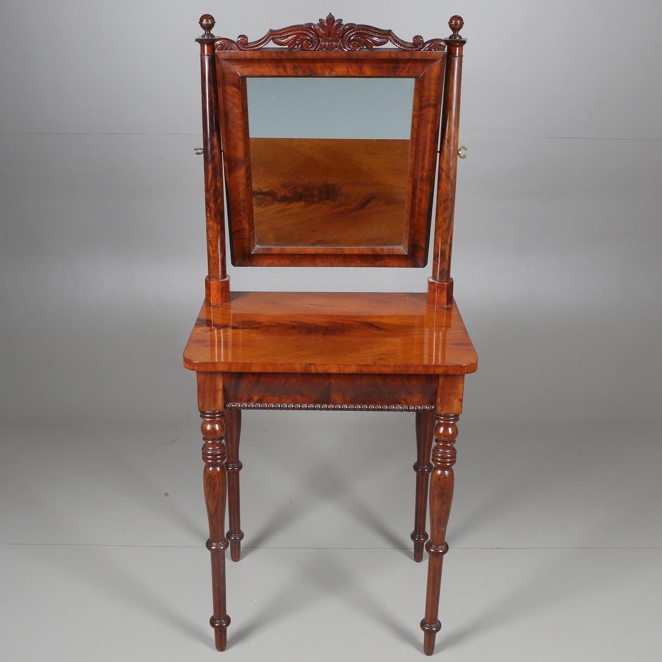 TOALETTBORD, 1800-tal, mahogny, England.