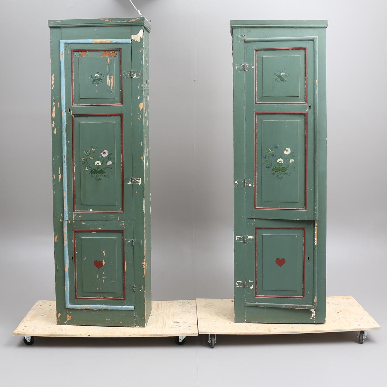 KOLONNSKÅP, ett par, tidigt 1900-tal.