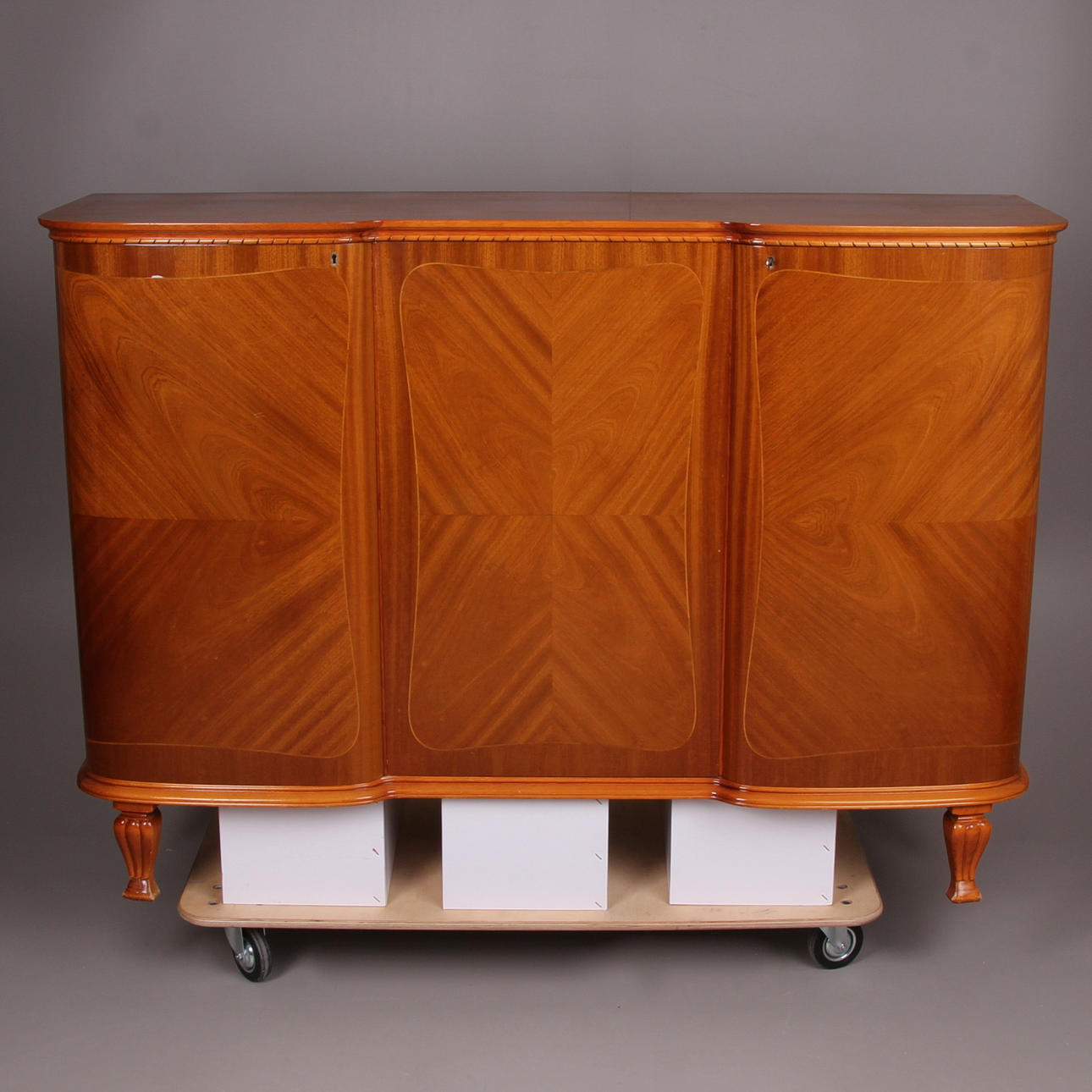 MATSALSSKÄNK, 1900-talets första hälft.