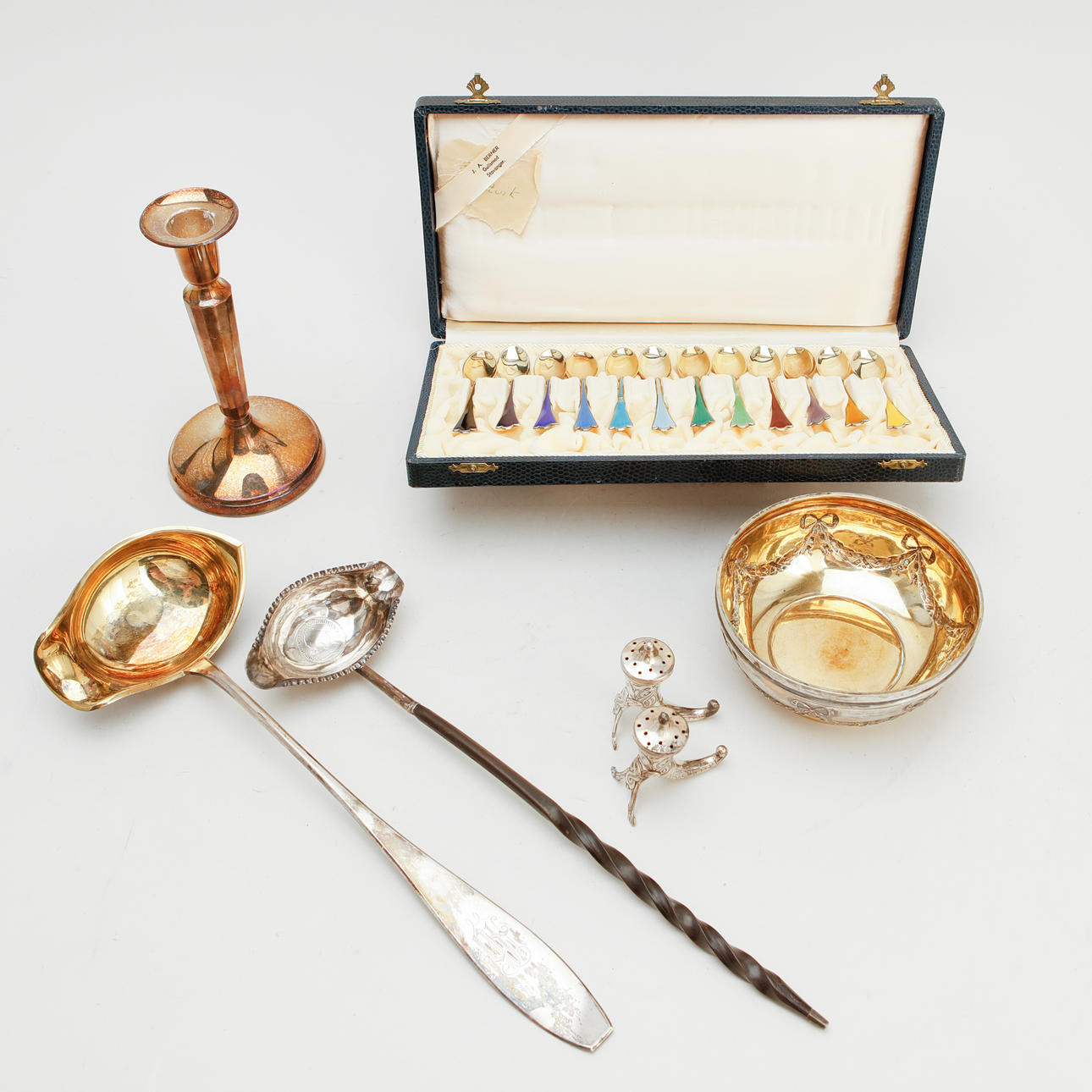 DIVERSE SILVER, 18 delar, vikt ca 720 gram.