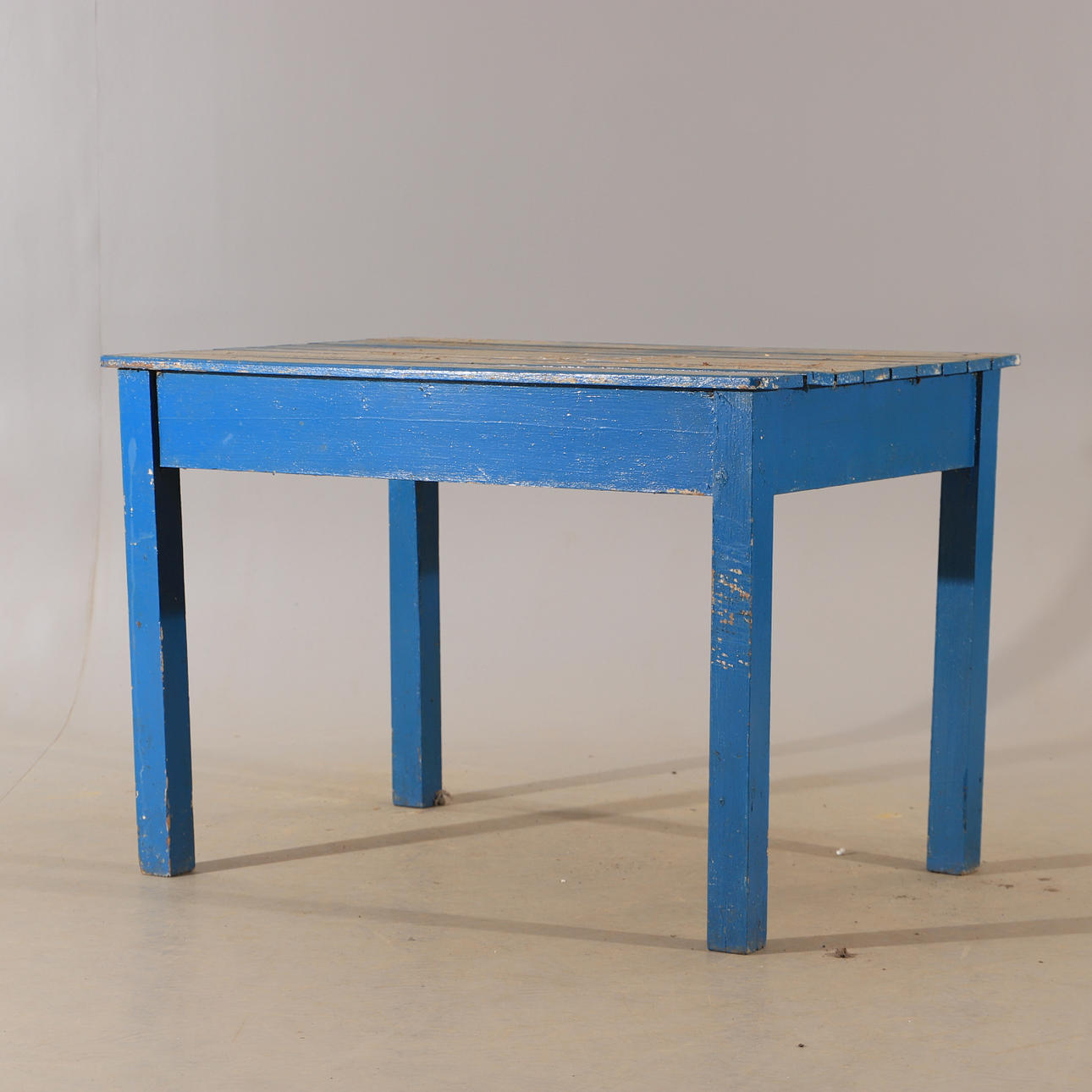 GARDEN TABLE, painted blue.
