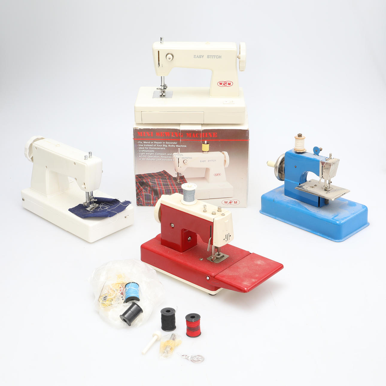 SEWING MACHINES for children, 4 pieces.