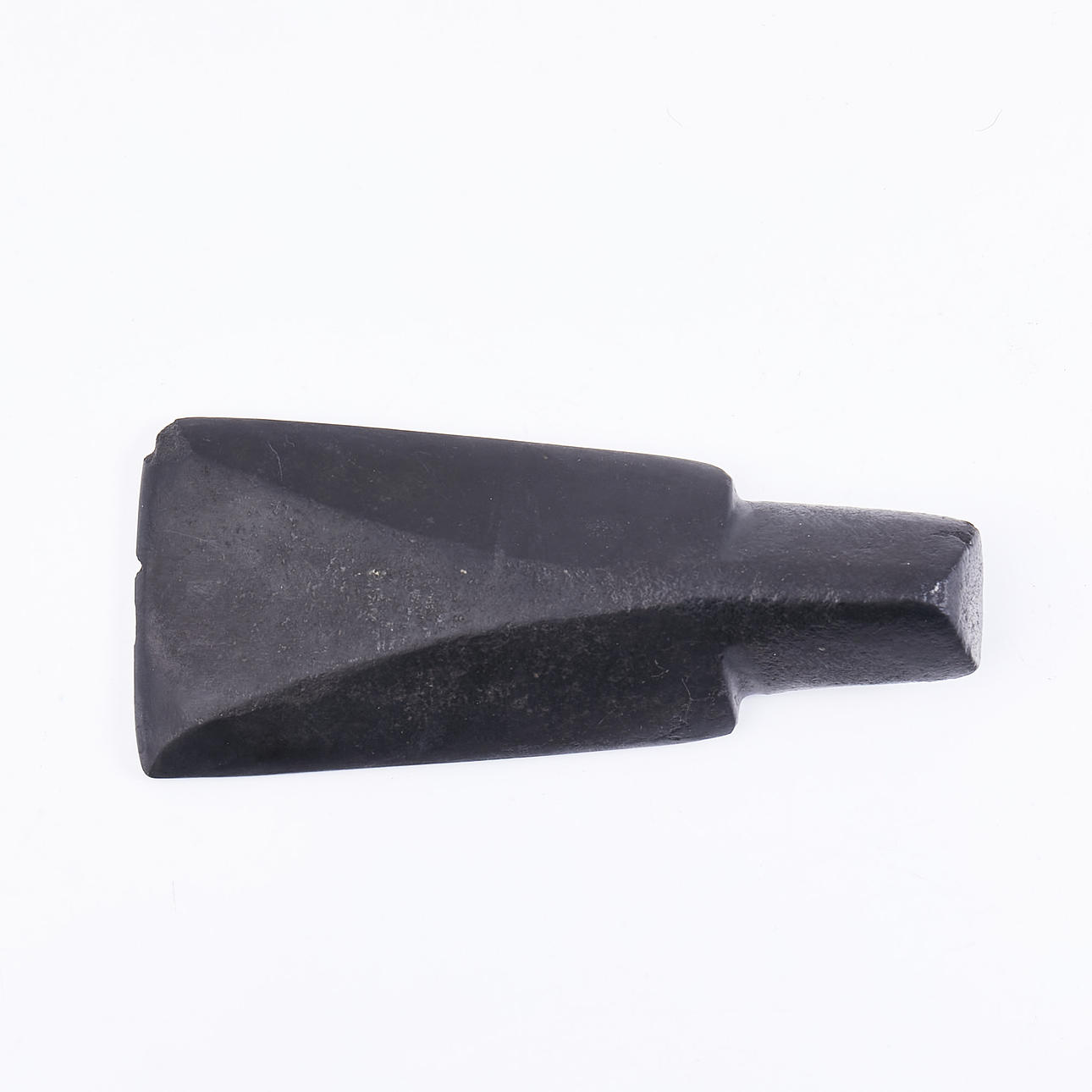 ADZE, basalt, ca 1250-1900, Polynesia.