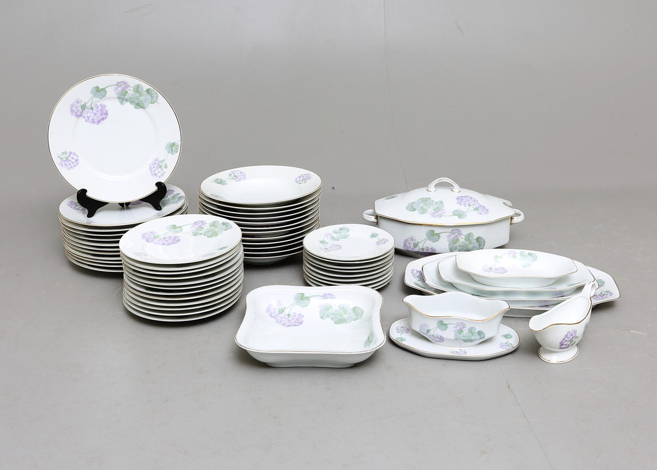 MATSERVIS, 53 delar, porslin, Paul Müller Selb, 1900-tal.