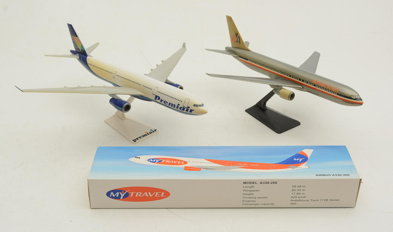 Model airplane, 2 pcs + model building kit, airplane.
