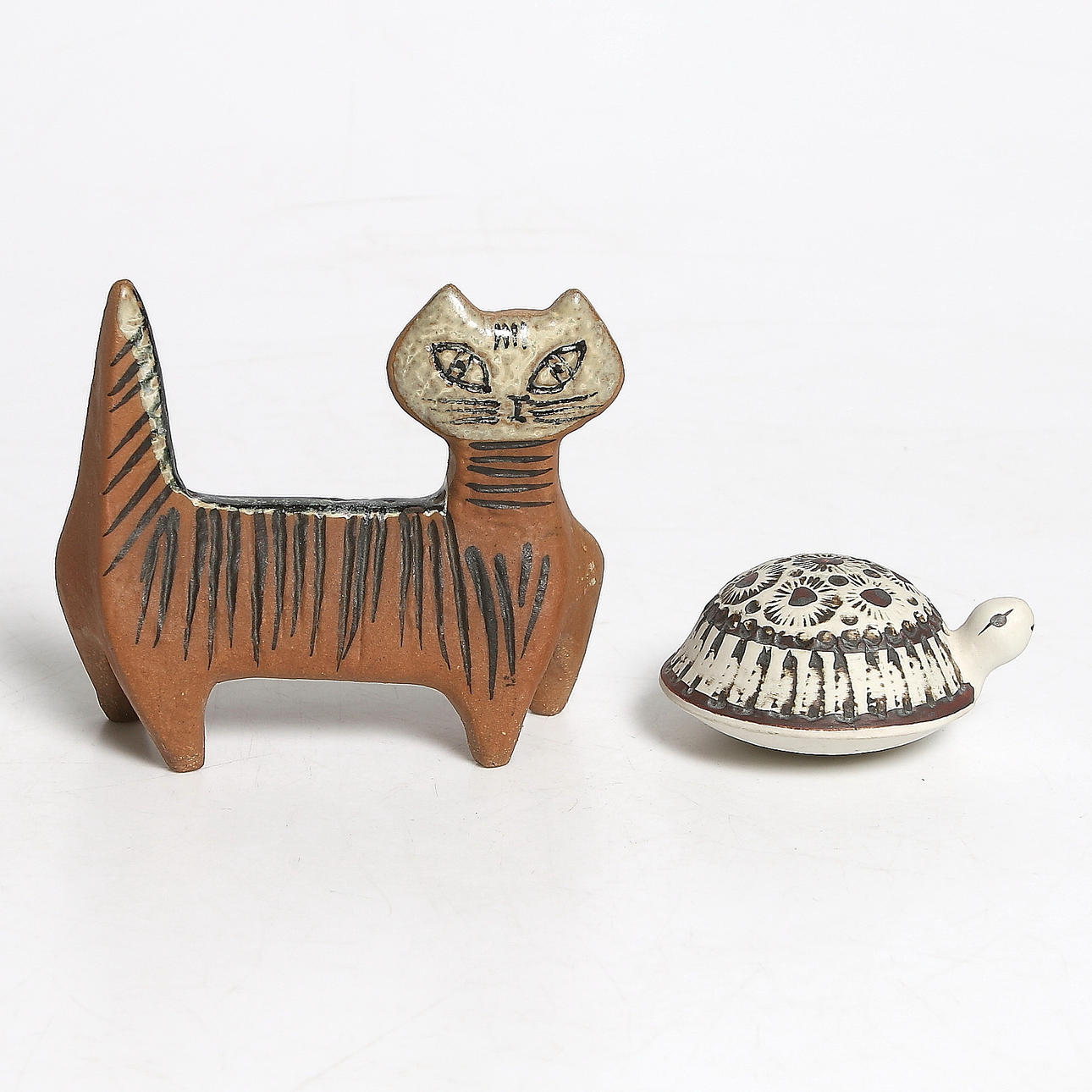 LISA LARSON. Figuriner, 2 st, stengods, Gustavsberg.