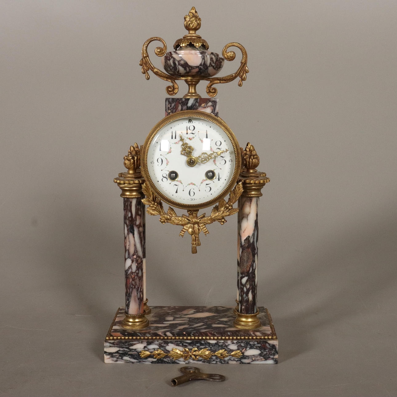 BORDSUR, metall. 1900-tal.