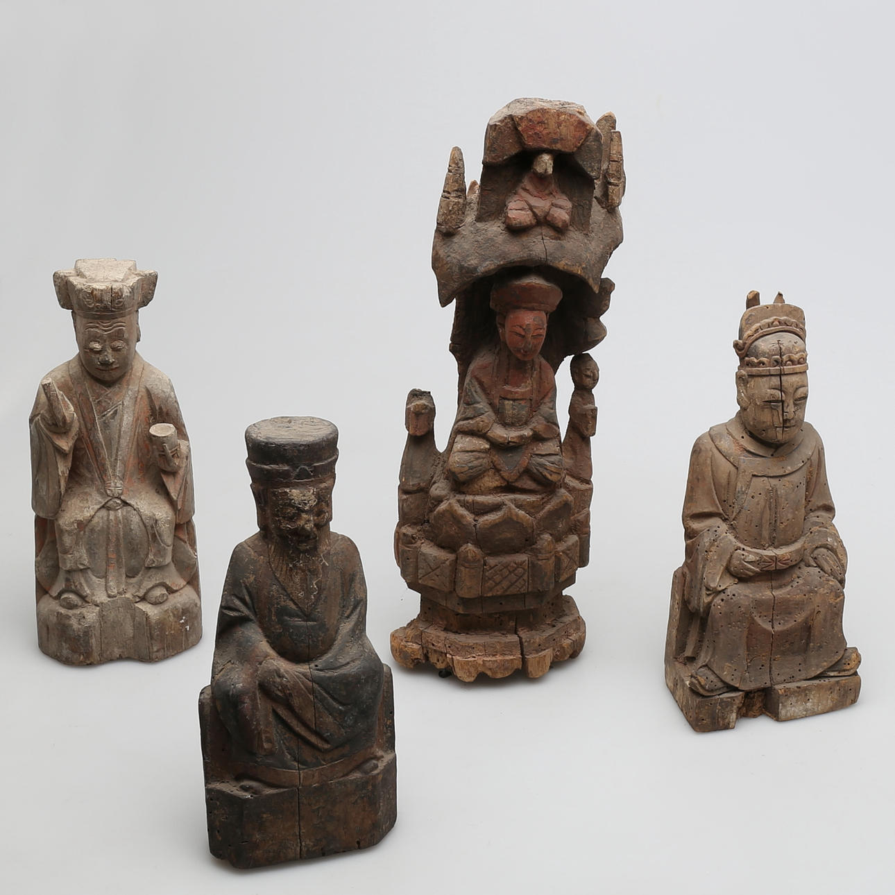 TEMPELVÄKTARE i trä, 4 st, Kina 17/1800 tal.