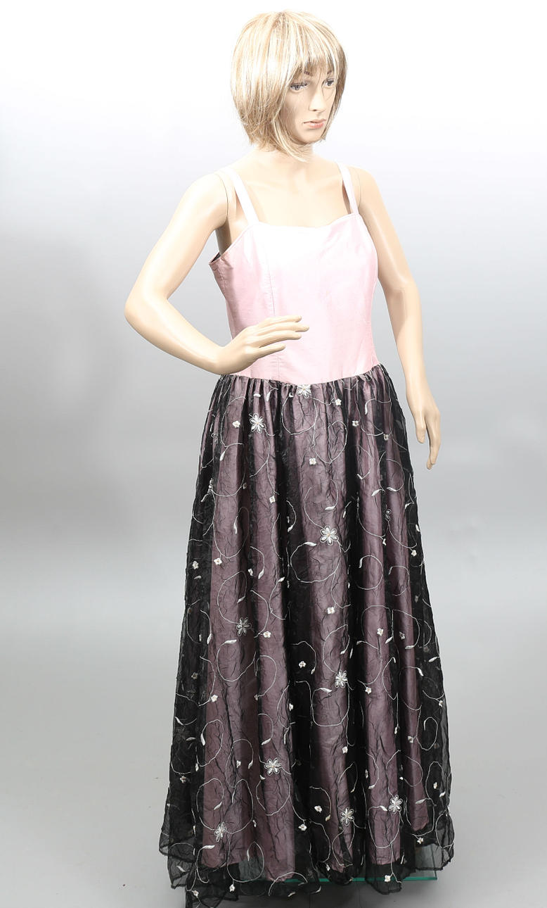 AFTONKLÄNNING, helsiden, 1900-talets fjärde kvartal.