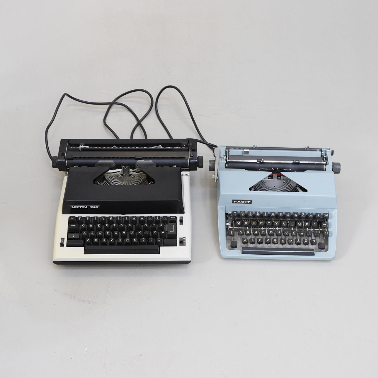 TYPEWRITER, 2 pcs, Lectra & Facit, mechanical & electromechanical 1900s.