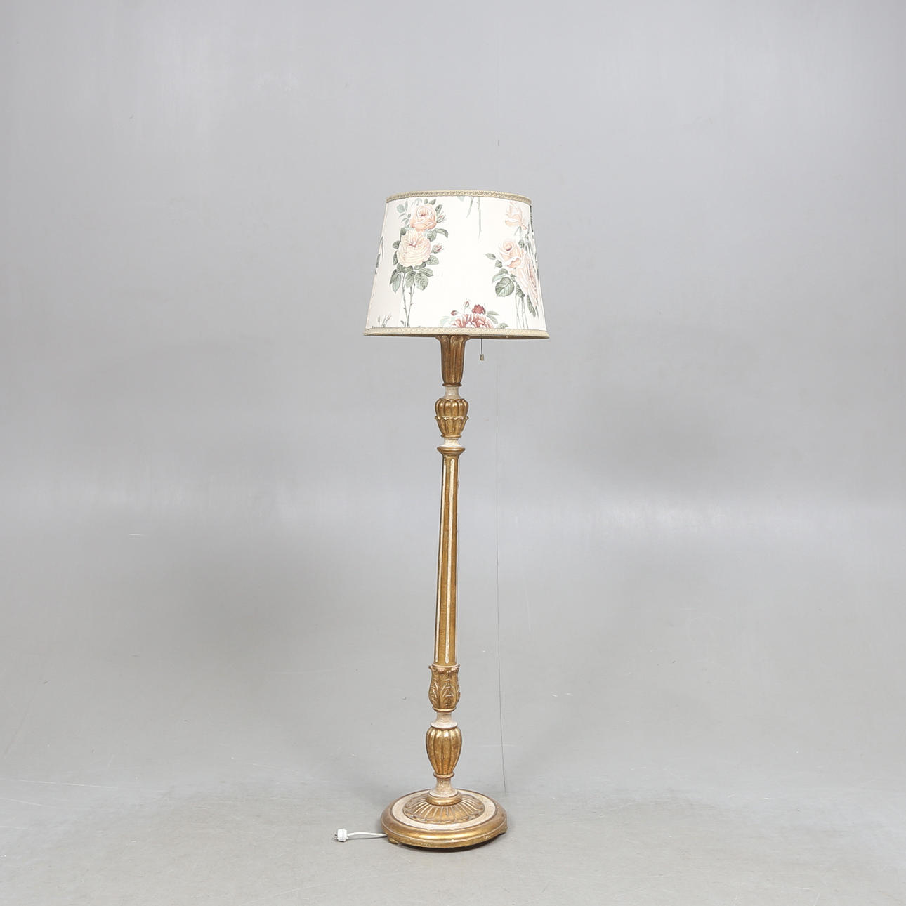 FLOOR LAMP, 1900s.