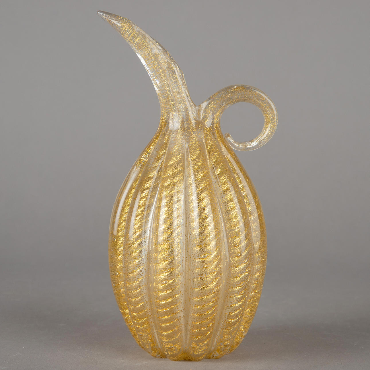 Barovier & Toso. Murano glass vase, gold dust. Italy, 21st century