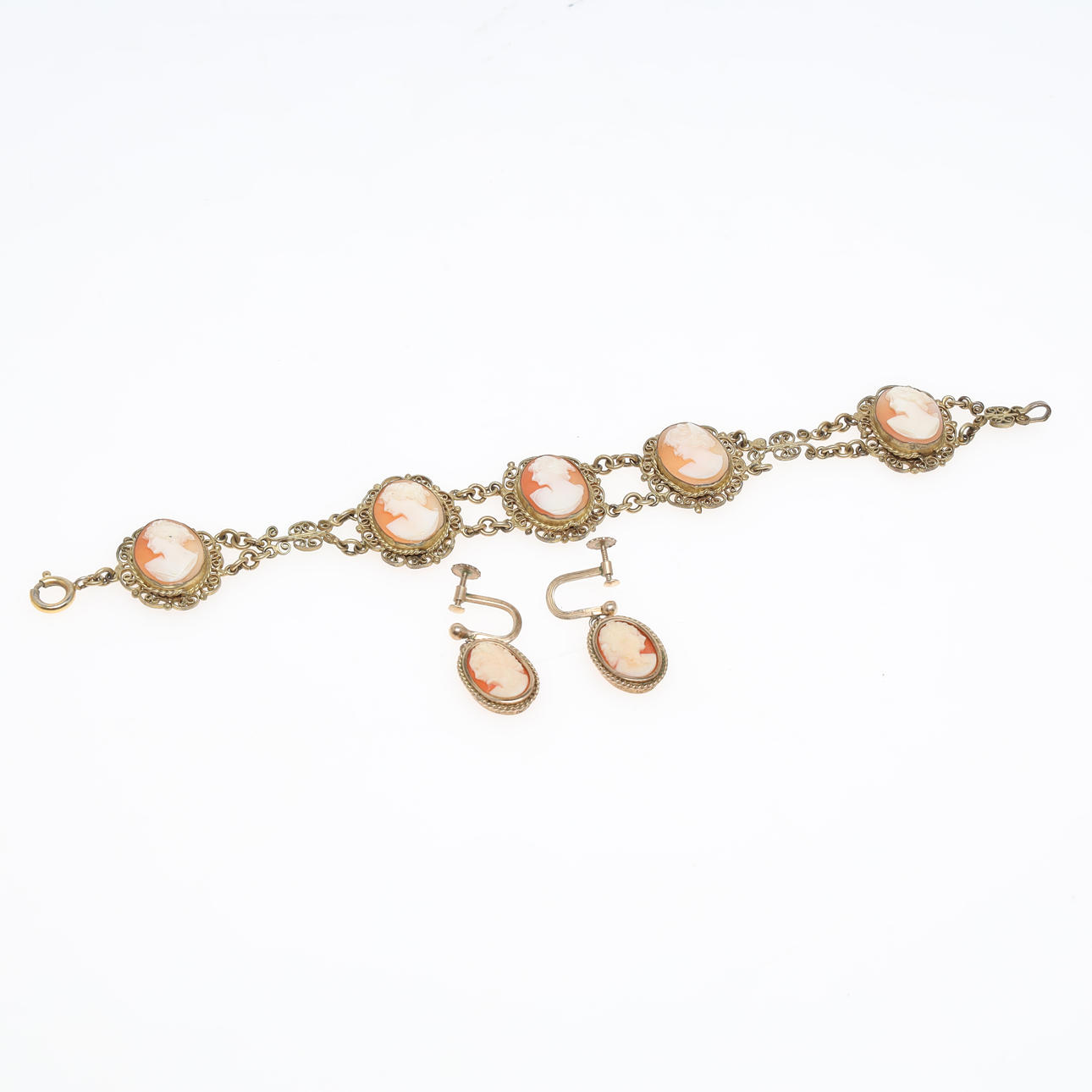 SMYKESÆT MED KAMÉER, sølv, 2 dlr.