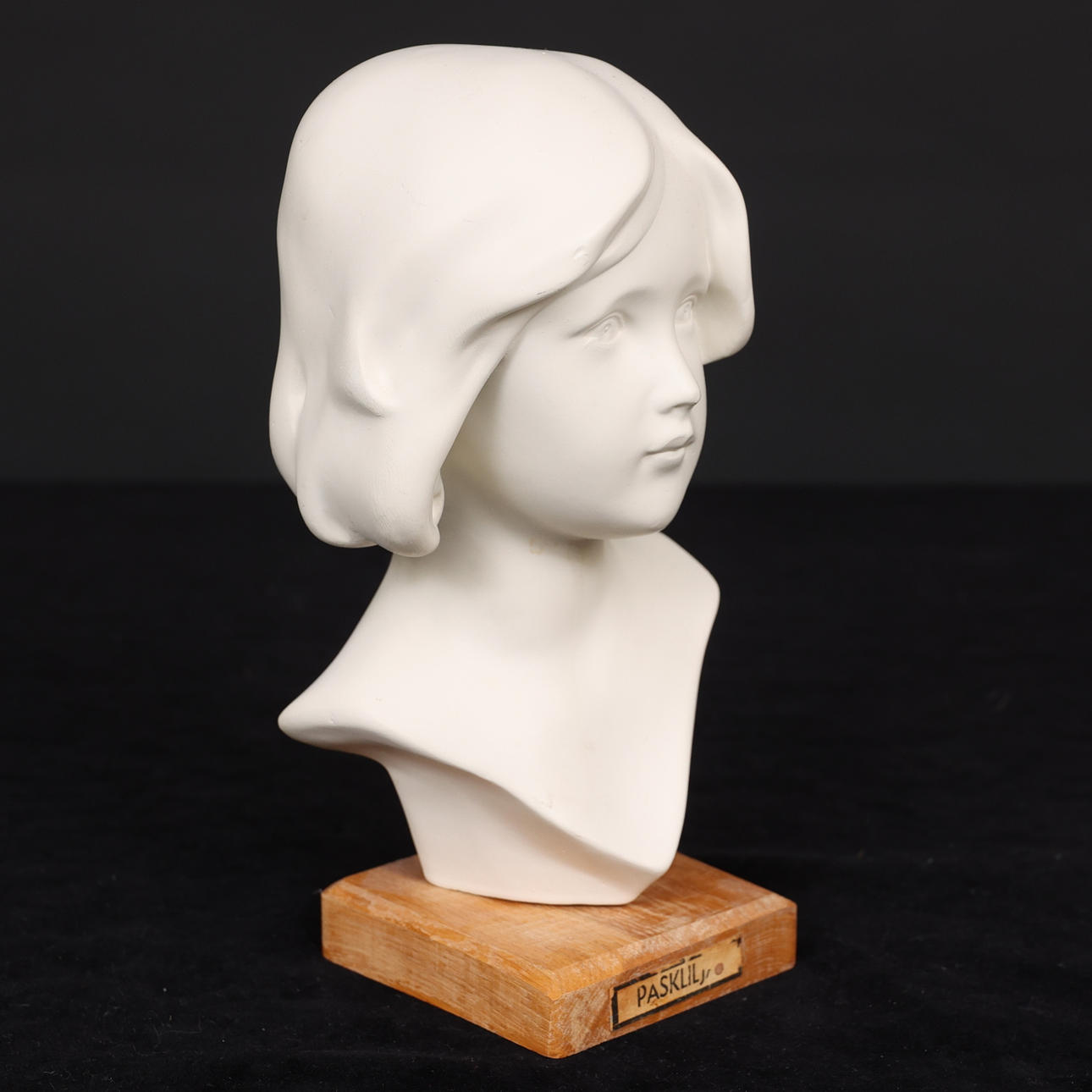 BYST, gips, Astri Taube, Påsklilja.