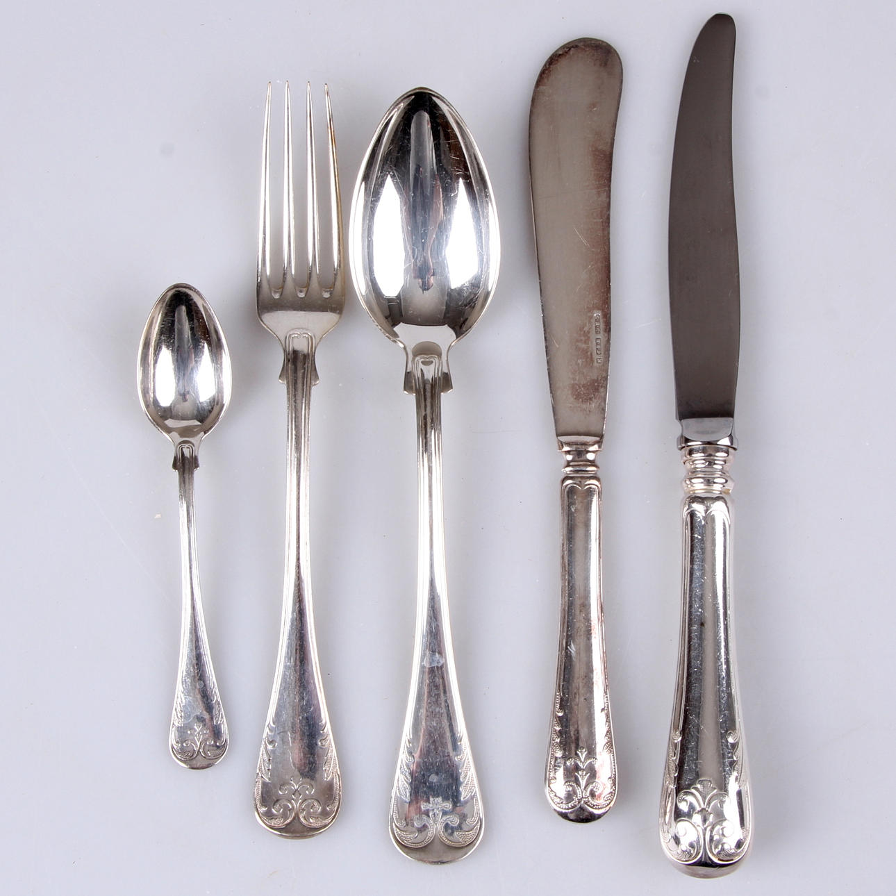 BESTICKSUPPSÄTTNING, 43 delar, nysilver, Franska Liljan, GAB.