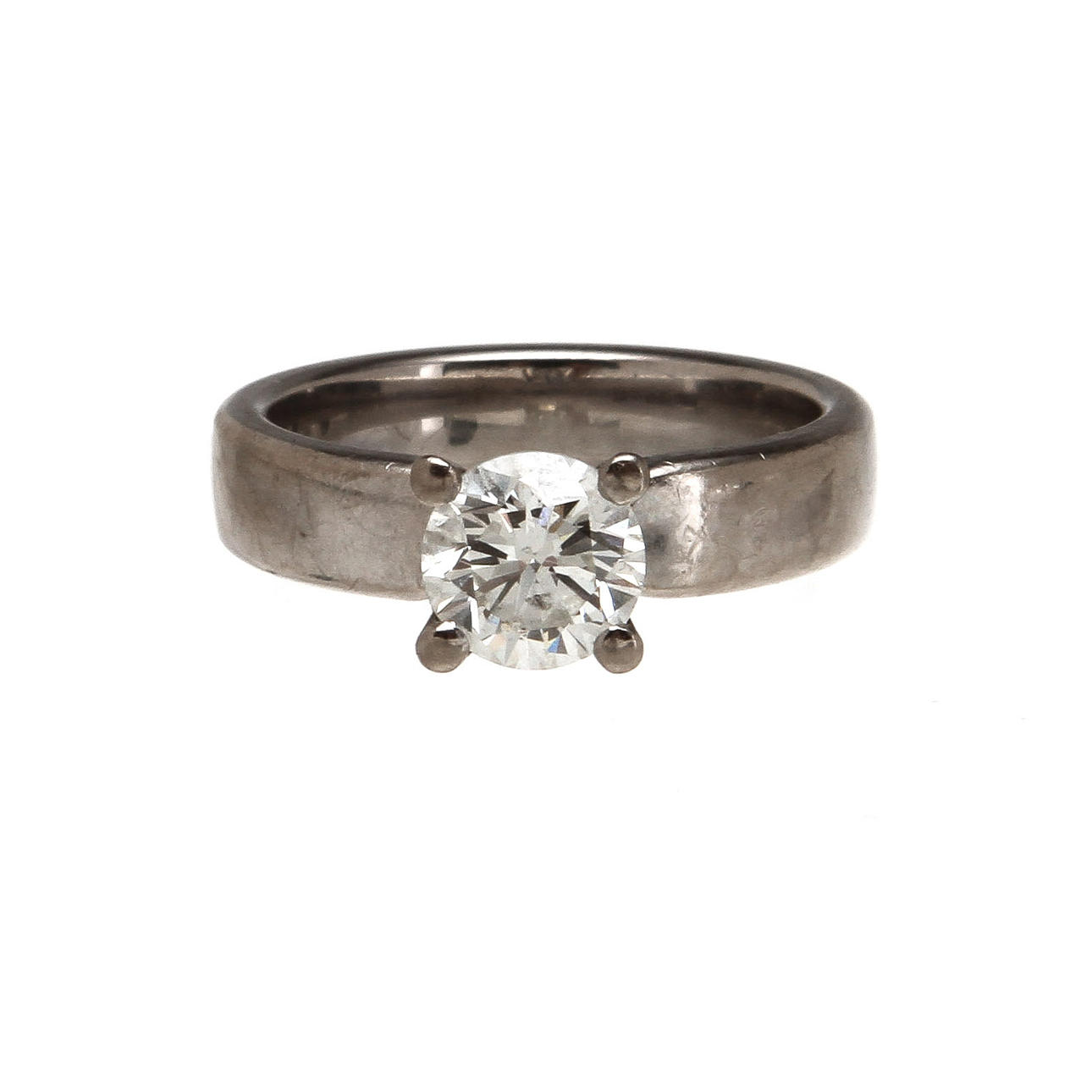 RING, 18K vitguld med diamant, totalt ca 1,22 ct, Jarl Sandin. Vikt 8,1 g.