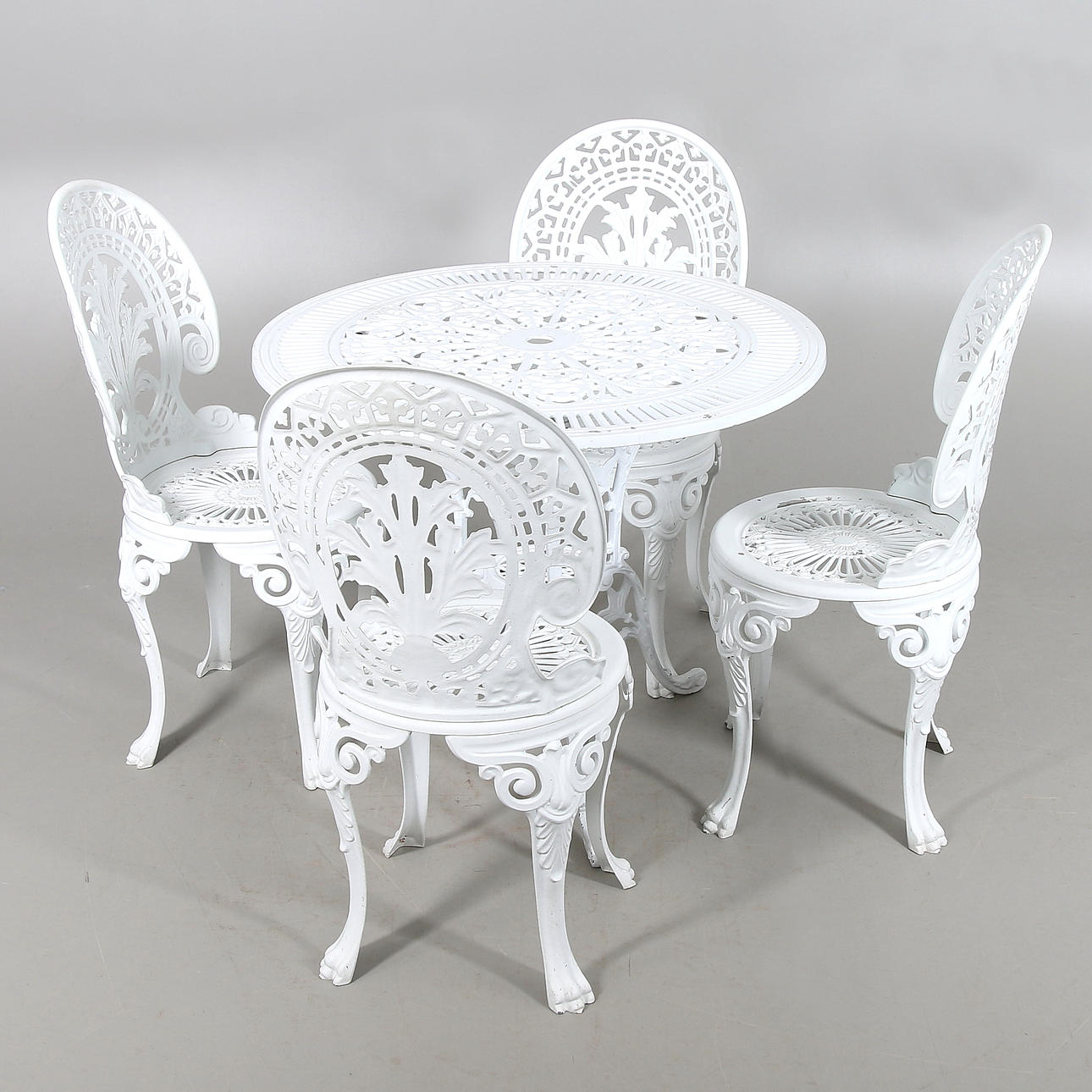 TRÄDGÅRDSMÖBEL, 5 delar, 1900-talets andra hälft.