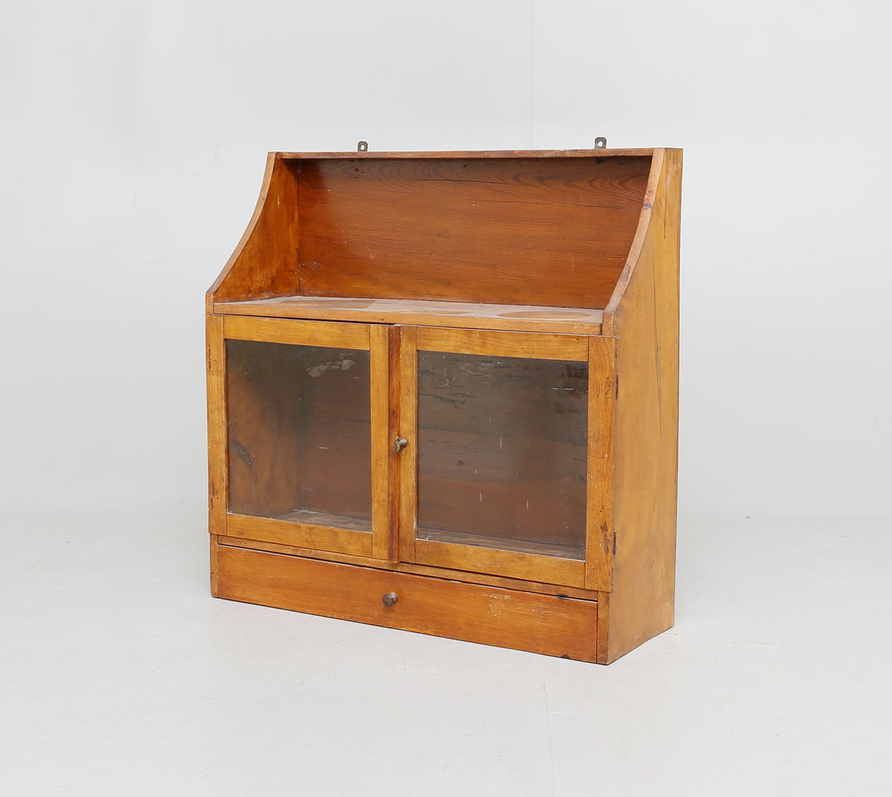 VÄGGSKÅP, Karl Johan, 1830/40-tal.