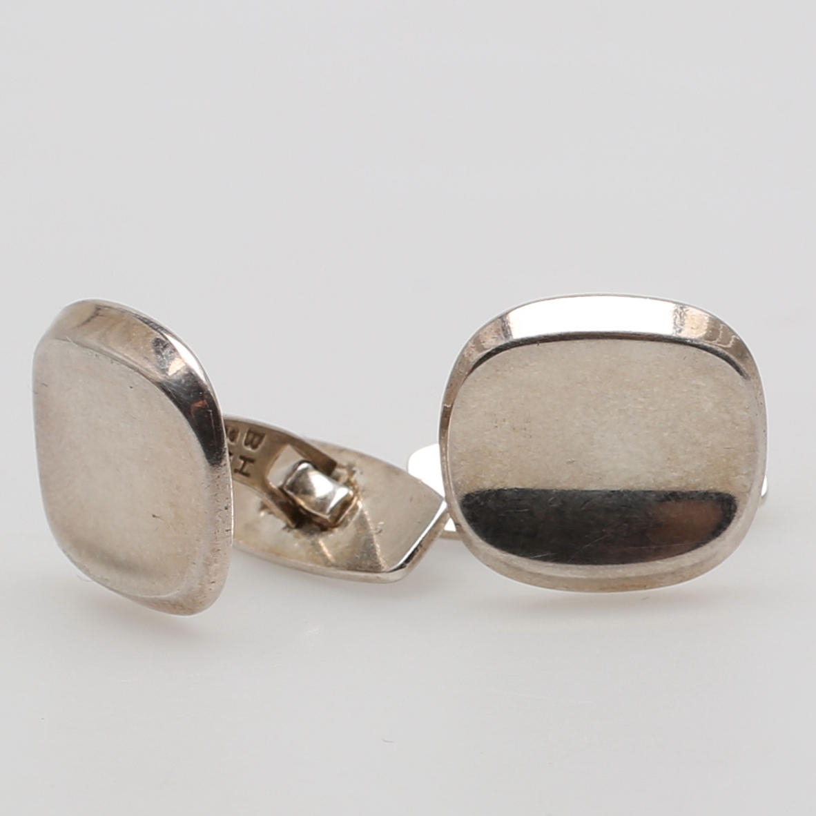 MANCHETTKNAPPAR i sterlingsilver, ett par, Bernhard Hertz, Danmark.