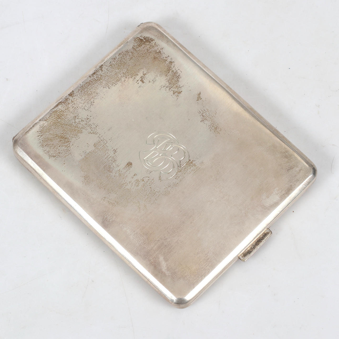 CIGARETTETUI, sterling silver. Bruttovikt: 112 gram.