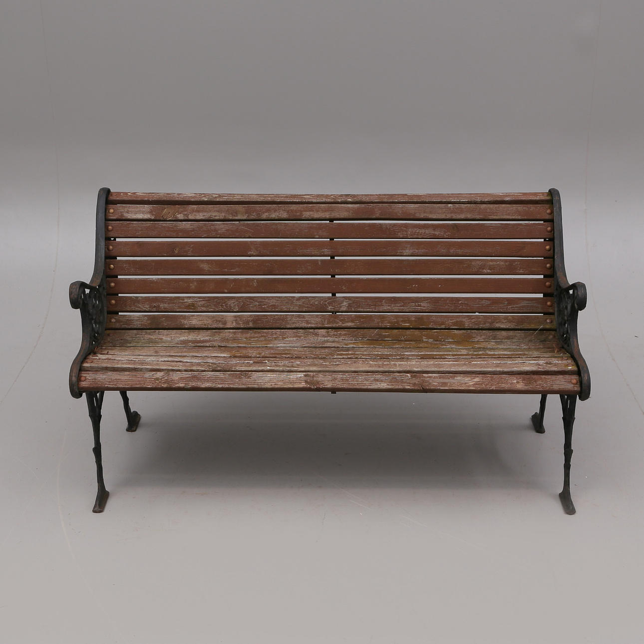 PUUTARHASOHVA, metalli/puu, moderni.