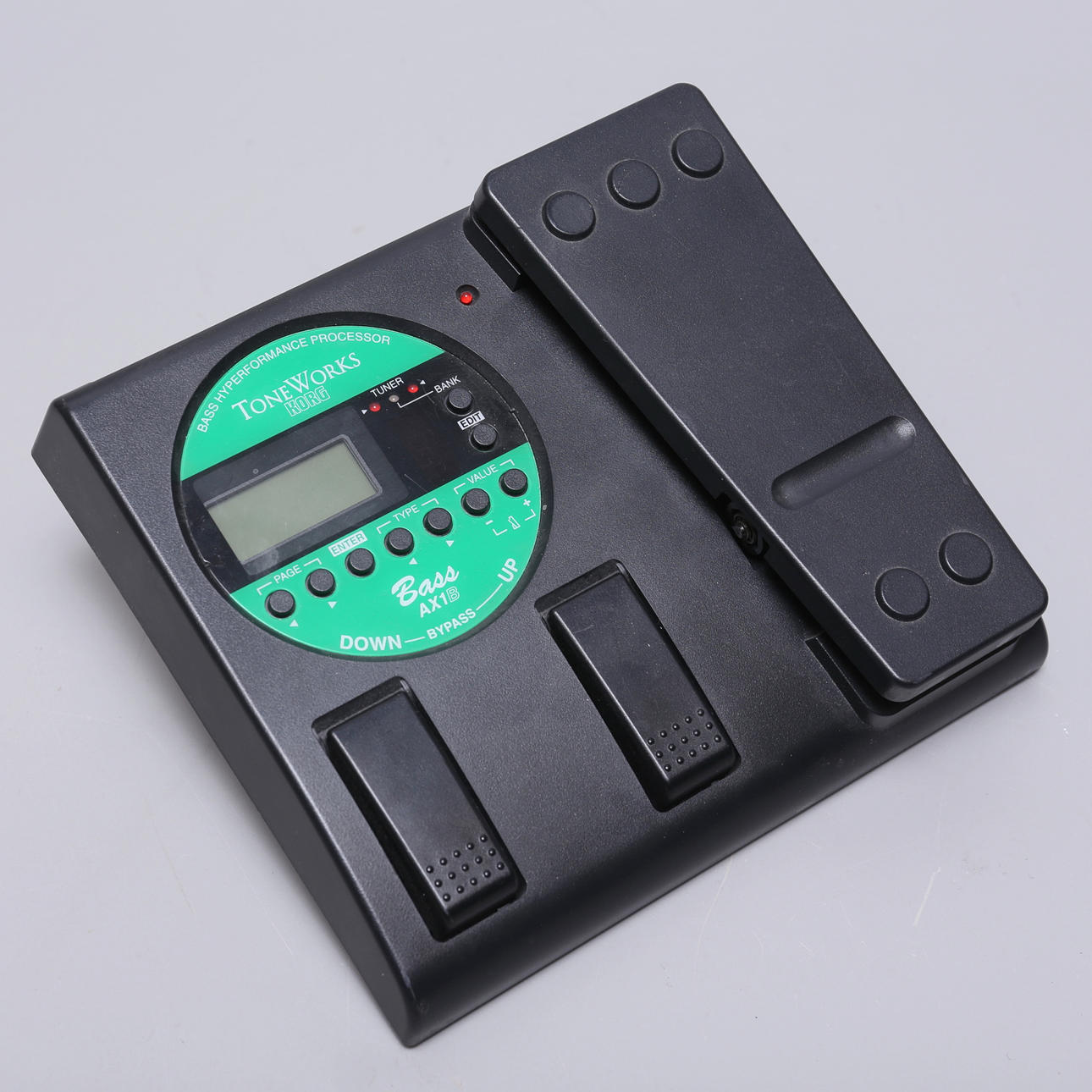 FOOT PEDAL for bass, "Toneworks Korg, AX1B".