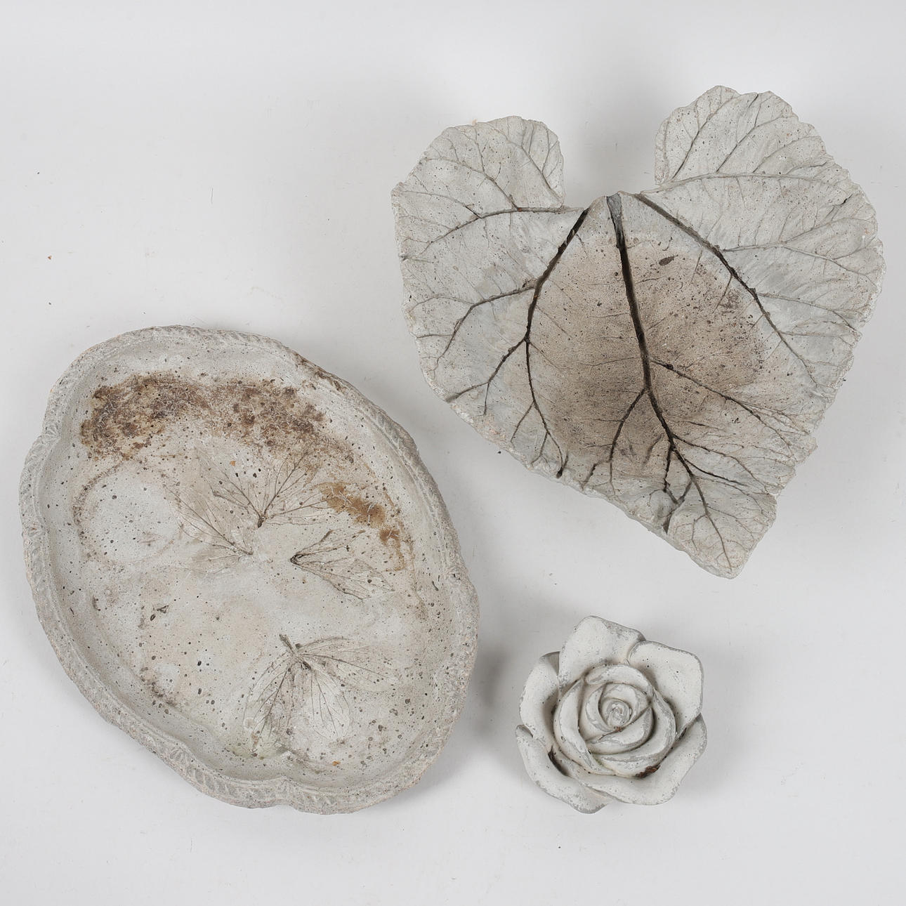 TRÄDGÅRDSFAT & DEKORATION, 3 st, betong.