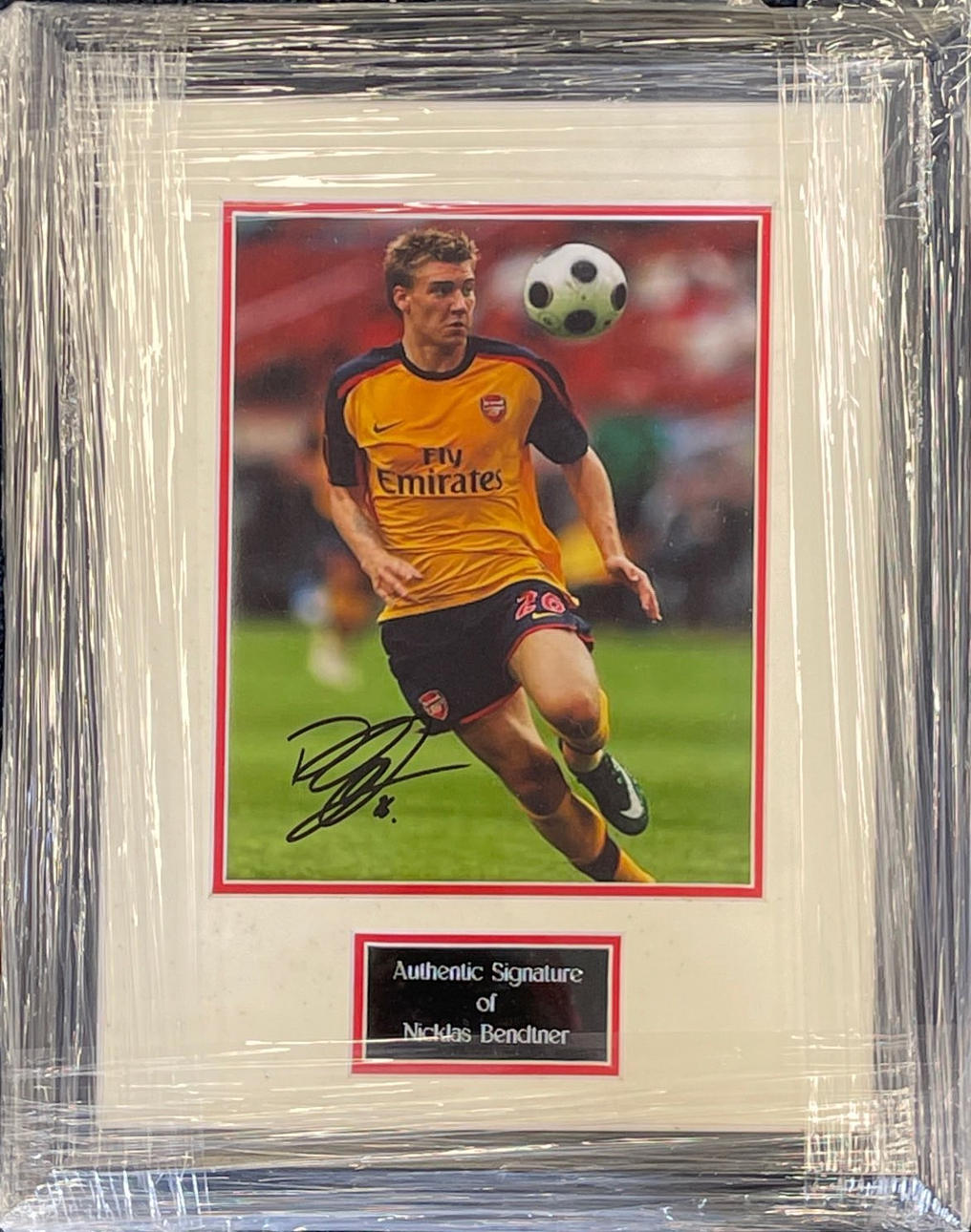 NICKLAS BENDTNER AUTOGRAMM.